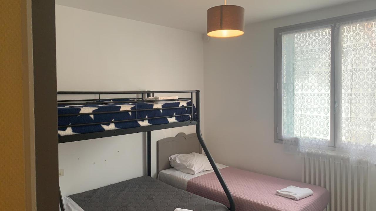 Hotel Du Cygne De La Croix Blanche Lailly-en-Val 外观 照片