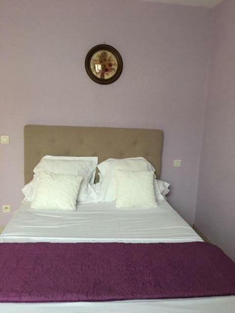 Hotel Du Cygne De La Croix Blanche Lailly-en-Val 外观 照片